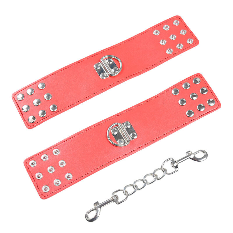 OhMama Fetish patentos kézbilincs – piros (4)