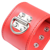 OhMama Fetish patentos kézbilincs – piros (11)