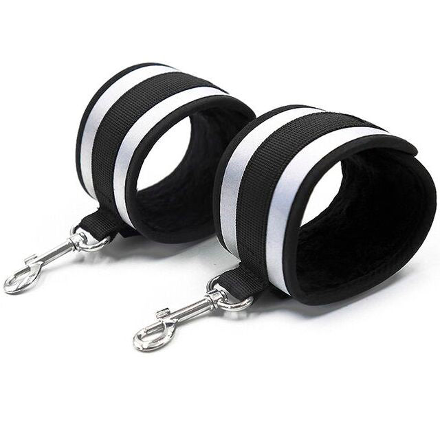 OhMama Fetish neoprén kézbilincs – szürke