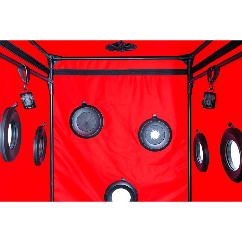 Secret Dome Kink Club Scandale BDSM kabin