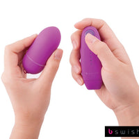 B Swish Bnaughty Unleashed távirányítós minivibrátor – lila (5)
