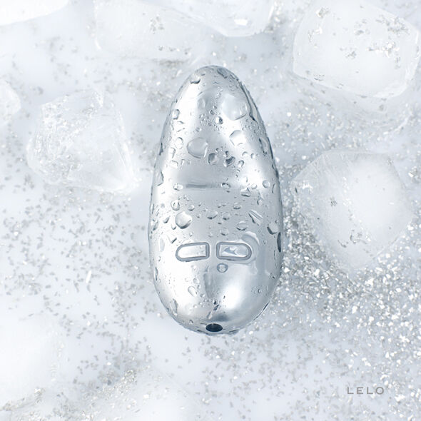 LELO Yva luxus minivibrátor – ezüst (4)
